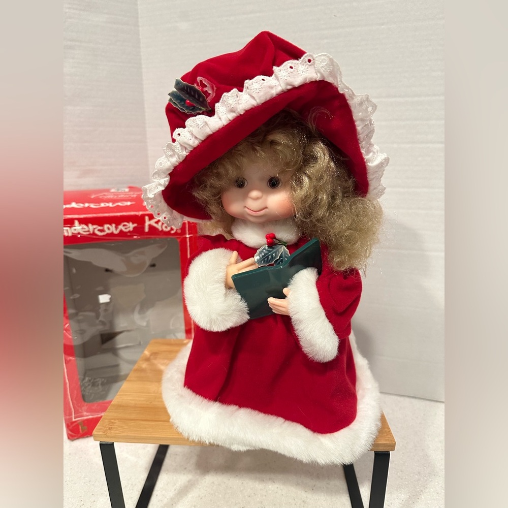 Vintage Christmas Santa's Best Undercover Kids Animated Alycia Girl Doll 1993